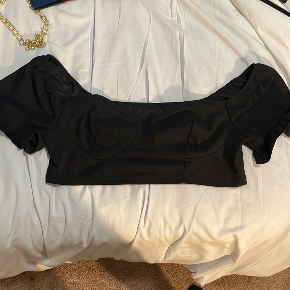Shein curve off the shoulder black crop top with stretchy ruffle sleeves